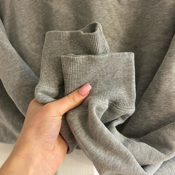 Aritzia tna grey sweatshirt !! - Picture 3 of 6